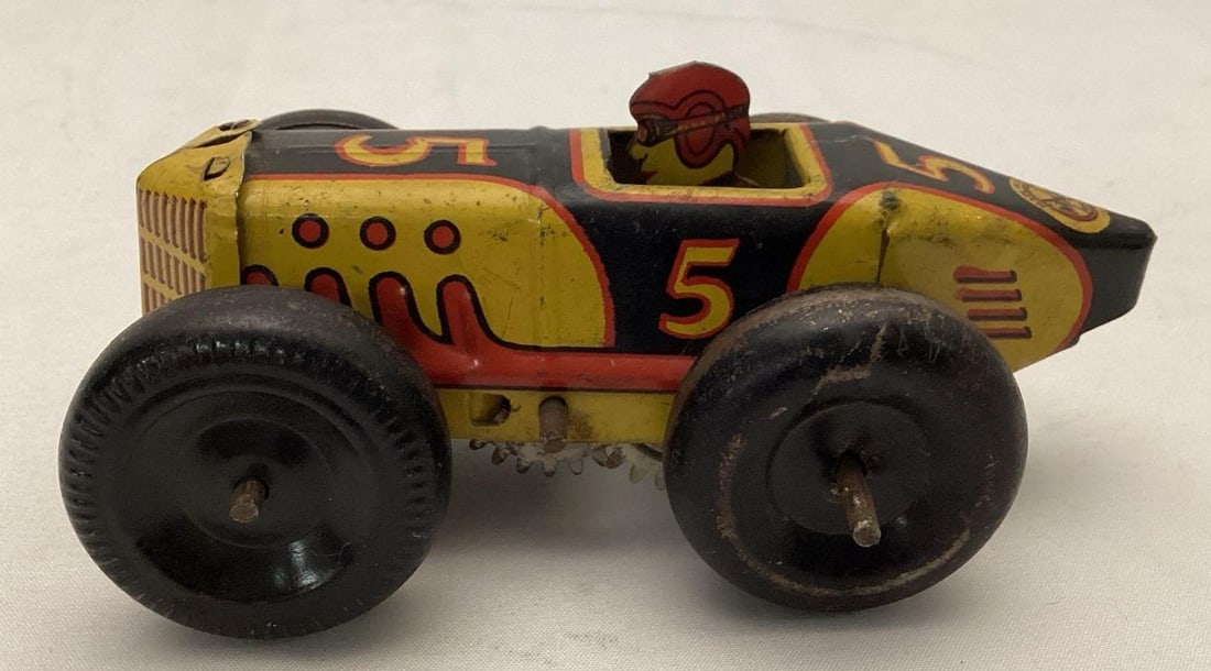 Marx Tin Litho Race Car w/ Driver (1 of 6)