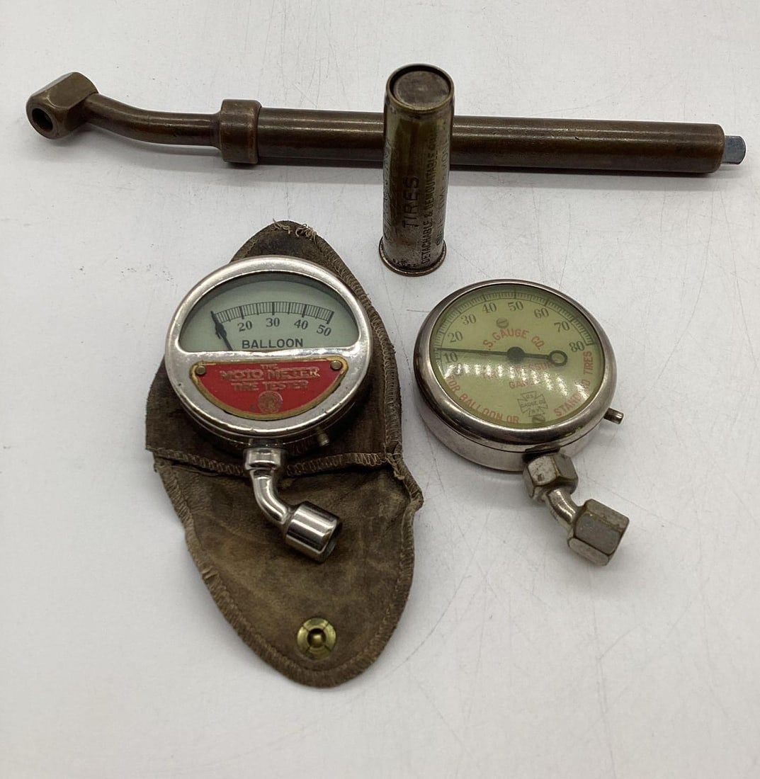 Early Auto Tire Inflator Tools (1 of 10)