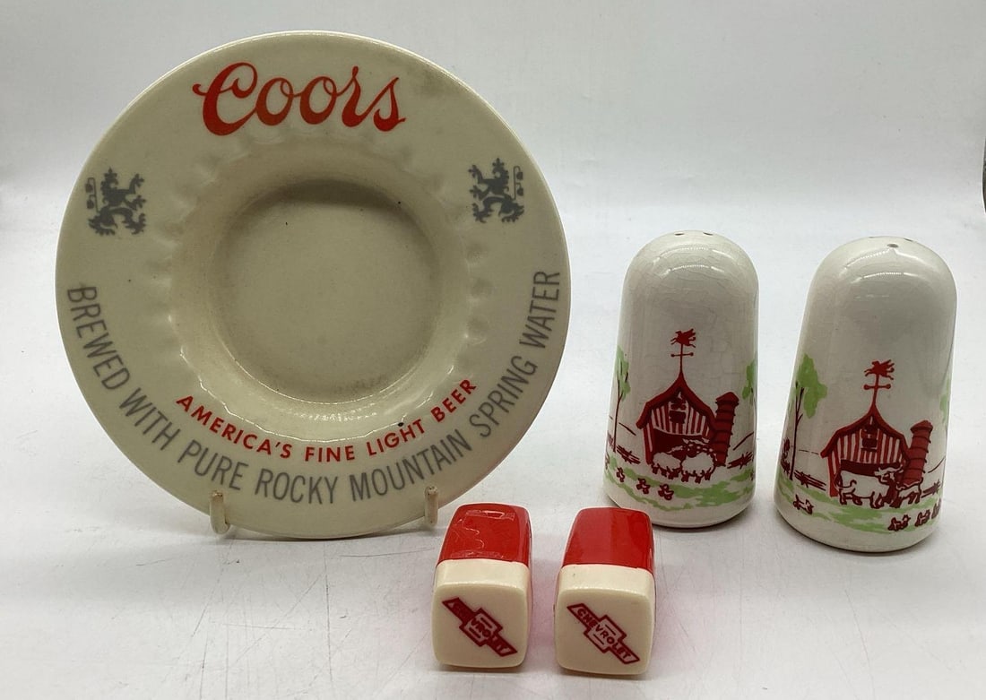 Chevrolet and Mobil Ceramic Salt & Pepper Shakers and Coors Ashtray: Chevrolet and Mobil Ceramic Salt & Pepper Shakers and Coors Ashtray. Measures 2 x 2, 3.5 x 3 and 6