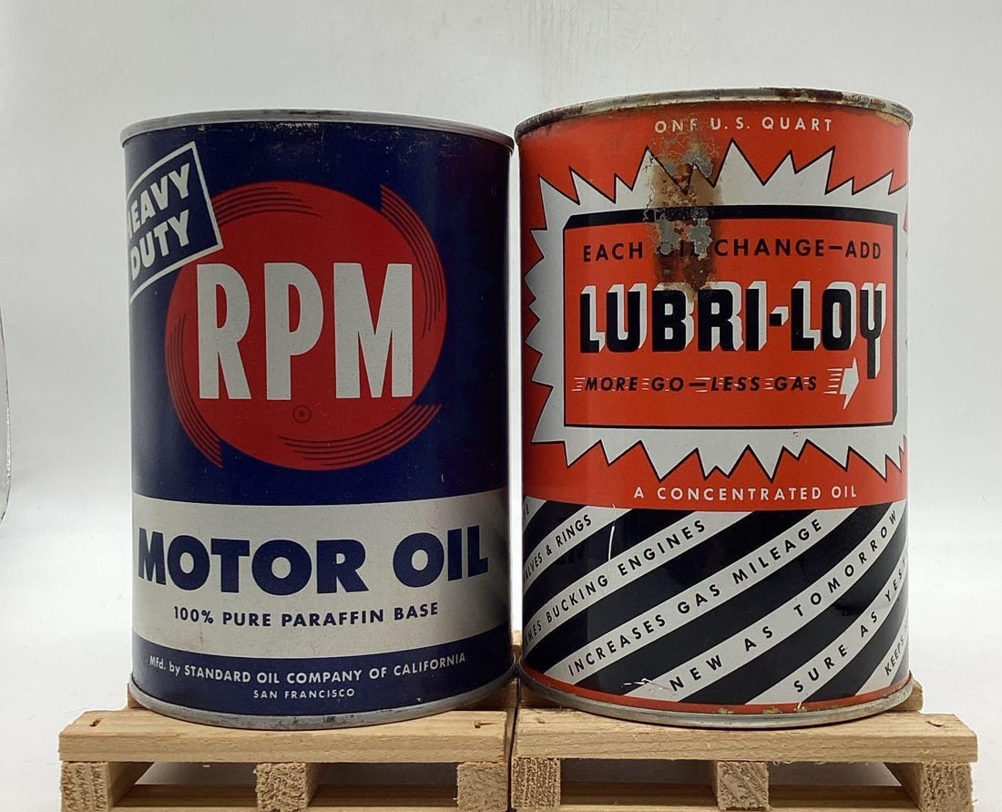 Lubriloy and RPM Quart Oil Cans (1 of 6)