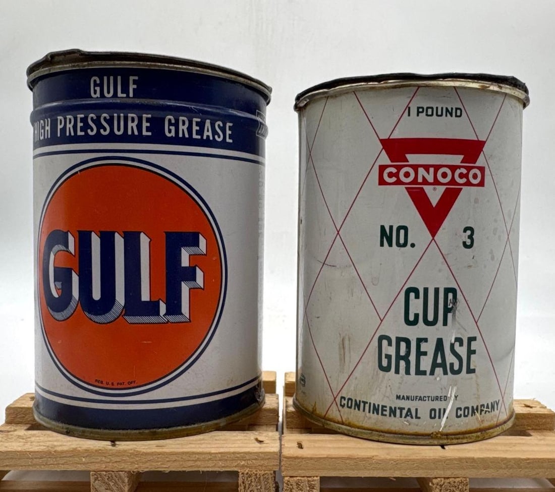 Conoco and Gulf 1lb Grease Cans (1 of 6)