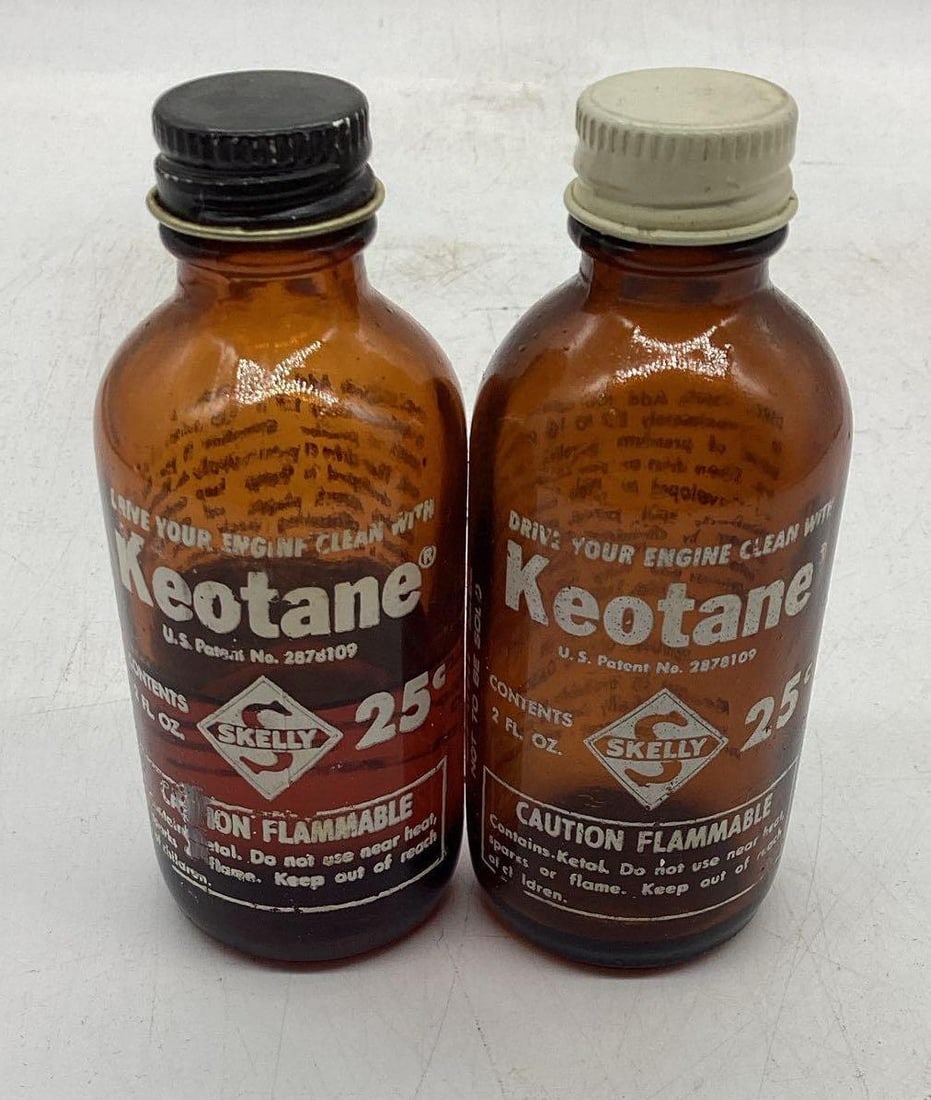 Two Skelly Keotane 25 Cent 1/4 Pint Jars: Two Skelly Keotane 25 Cent 1/4 Pint Jars