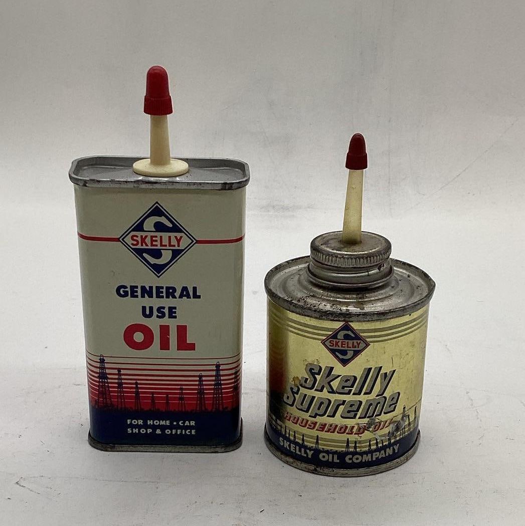 Two Skelly Handy Oilers (1 of 10)