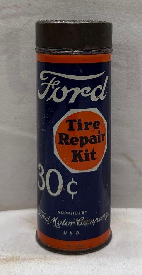 1920's Ford 30 Cent Tire Repair Kit (1 of 6)