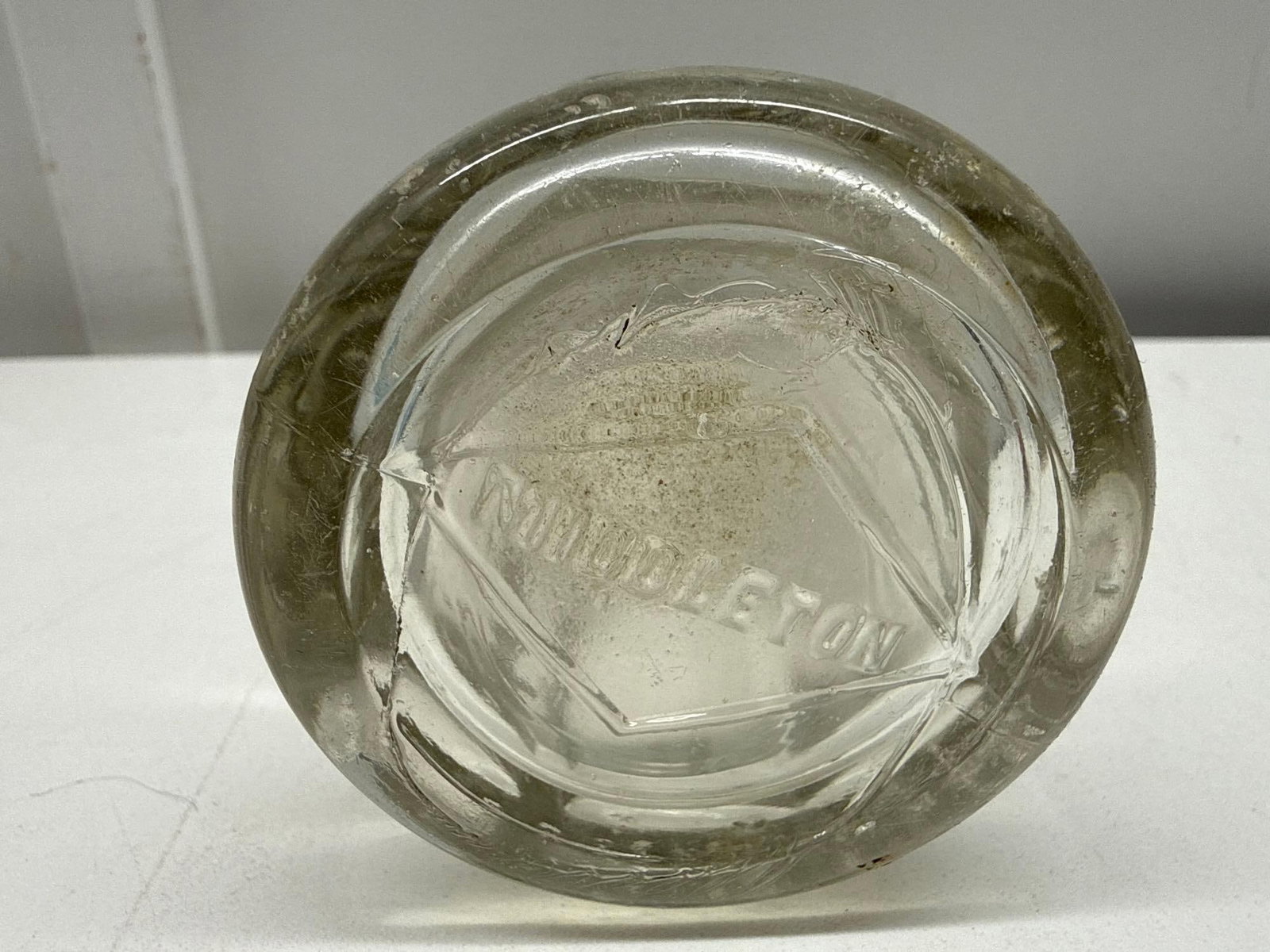 1920's Squeeze Art Deco Soda Bottle Middleton, Texas - 4