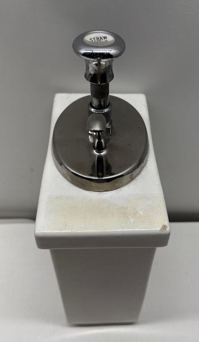 Strawberry Soda Fountain Dispenser (1 of 7)