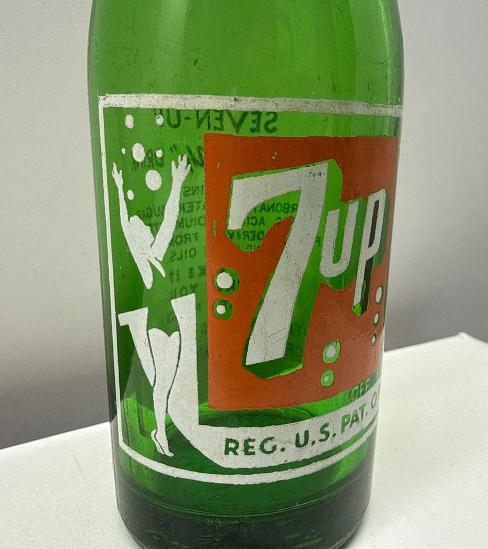 7up Art Deco Soda Bottle Houston & San Antonio, Texas - 2