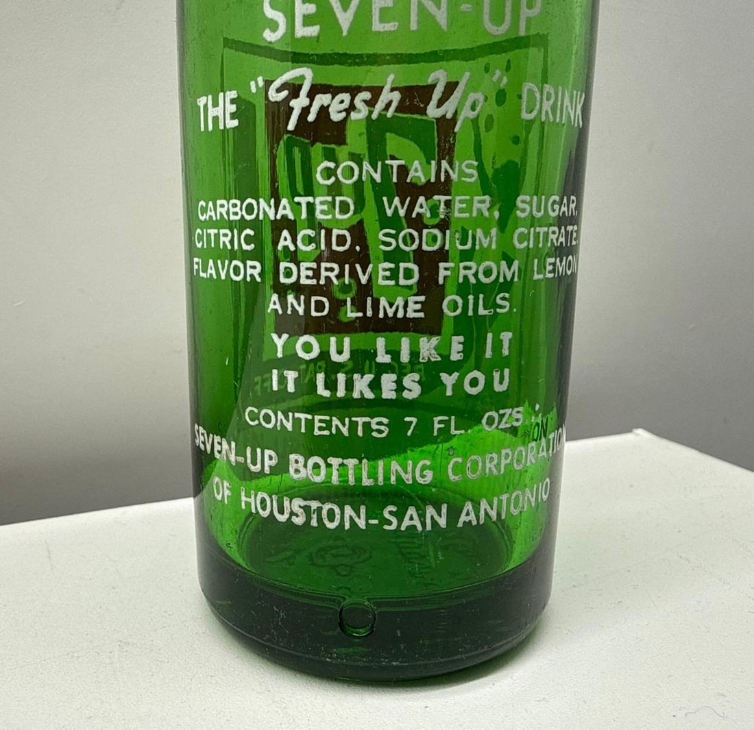 7up Art Deco Soda Bottle Houston & San Antonio, Texas - 4