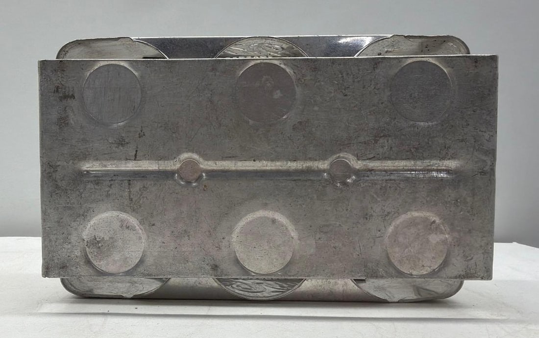 Early Coca-Cola Aluminum Six Pack Carrier - 6