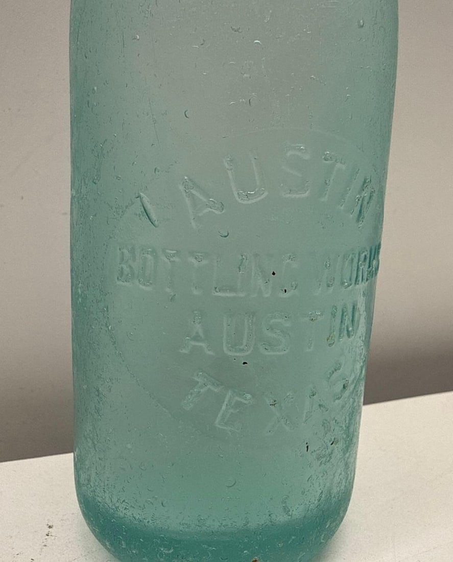 1920's Austin Bottling Works Aqua Soda Bottle Austin, Texas - 2