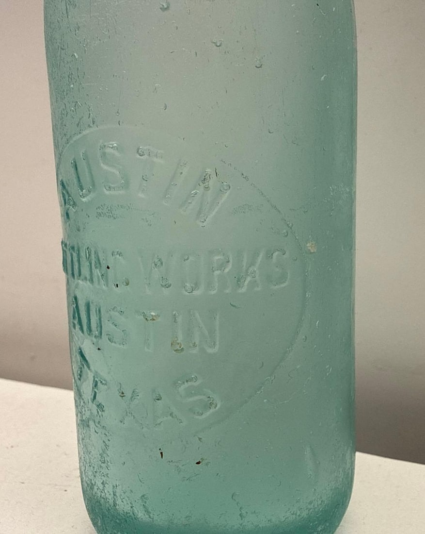 1920's Austin Bottling Works Aqua Soda Bottle Austin, Texas - 3