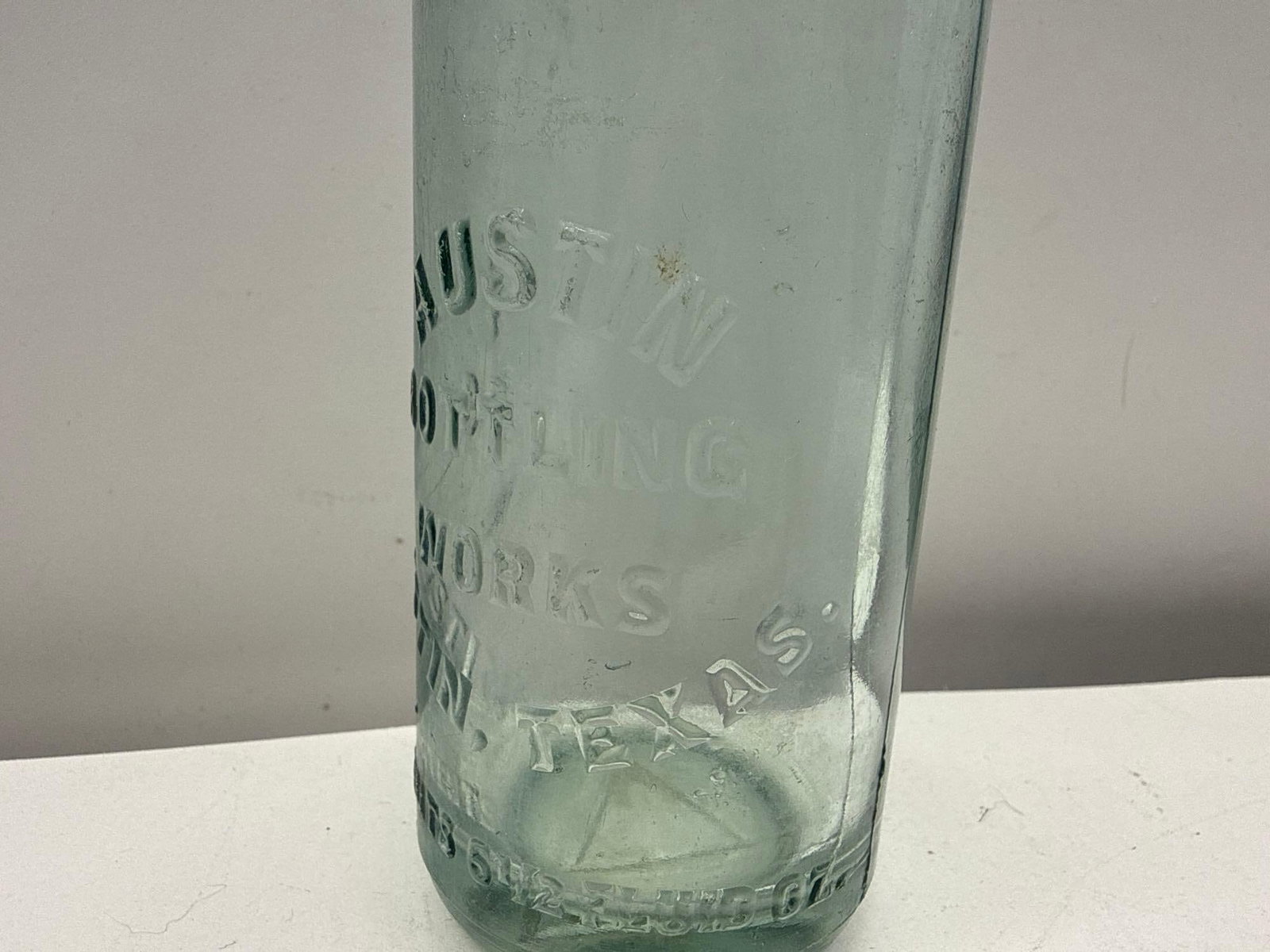 1920's Austin Bottling Works Clear Soda Bottle Austin, Texas - 3