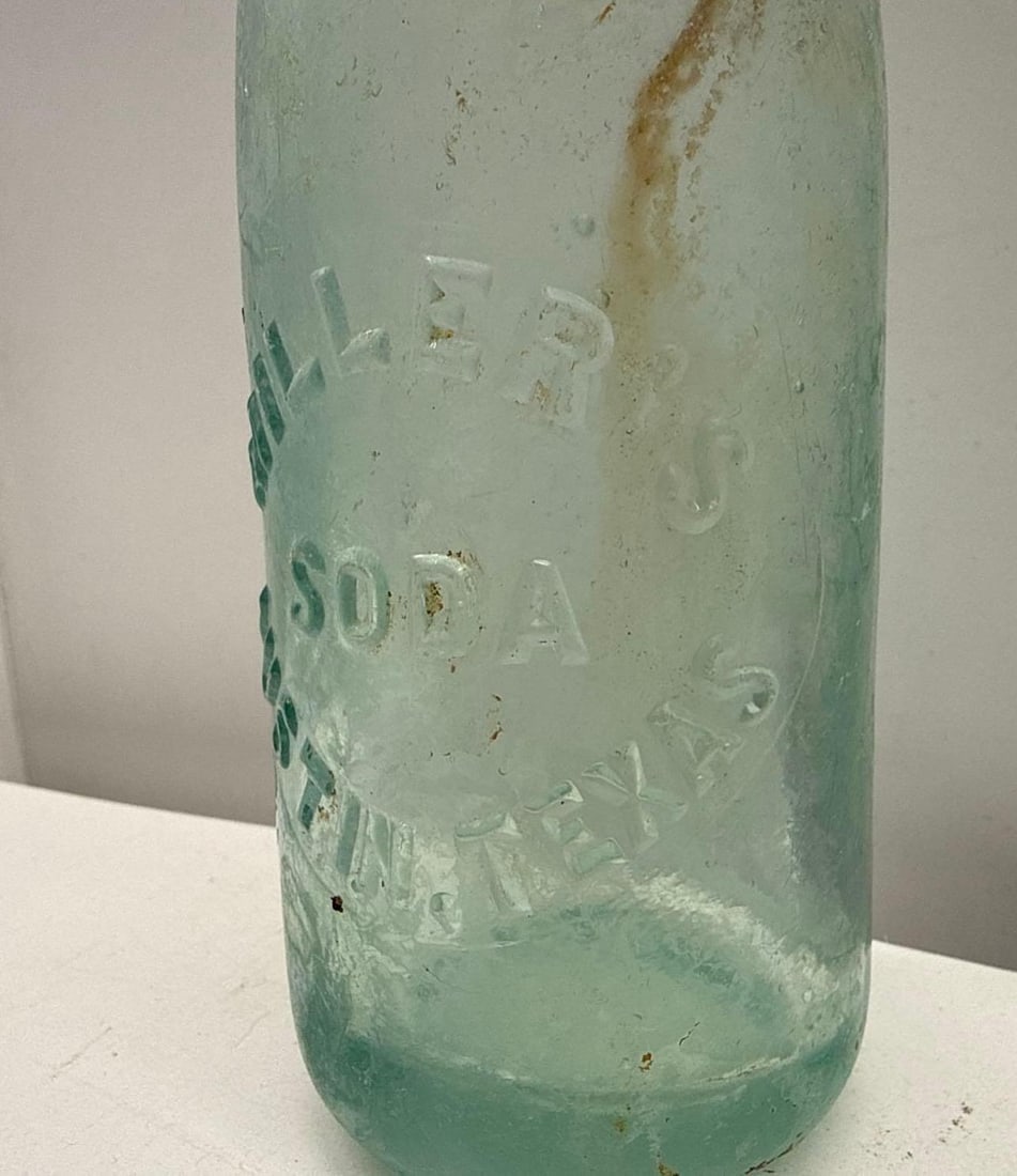 1920's Miller's Soda Bottle Austin, Texas - 3