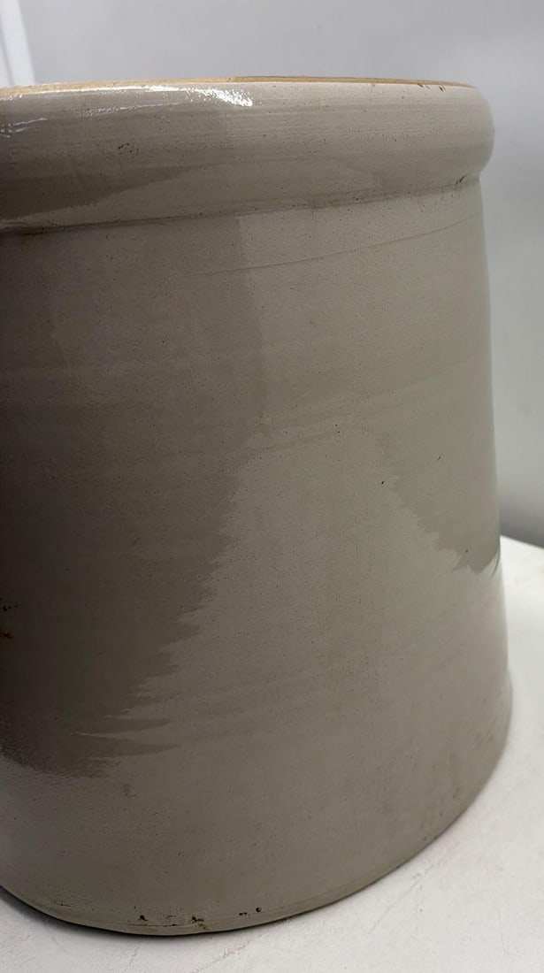 Ada #8 Stoneware Crock Ada, Oklahoma - 4