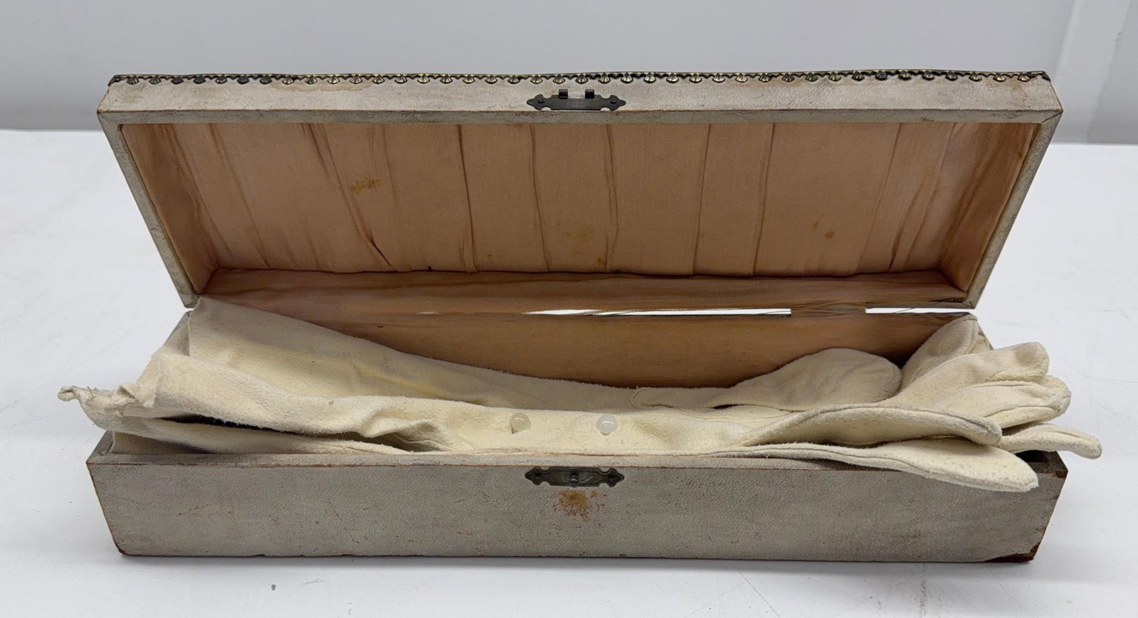 Early Celluloid Gloves Counter Display Case - 2