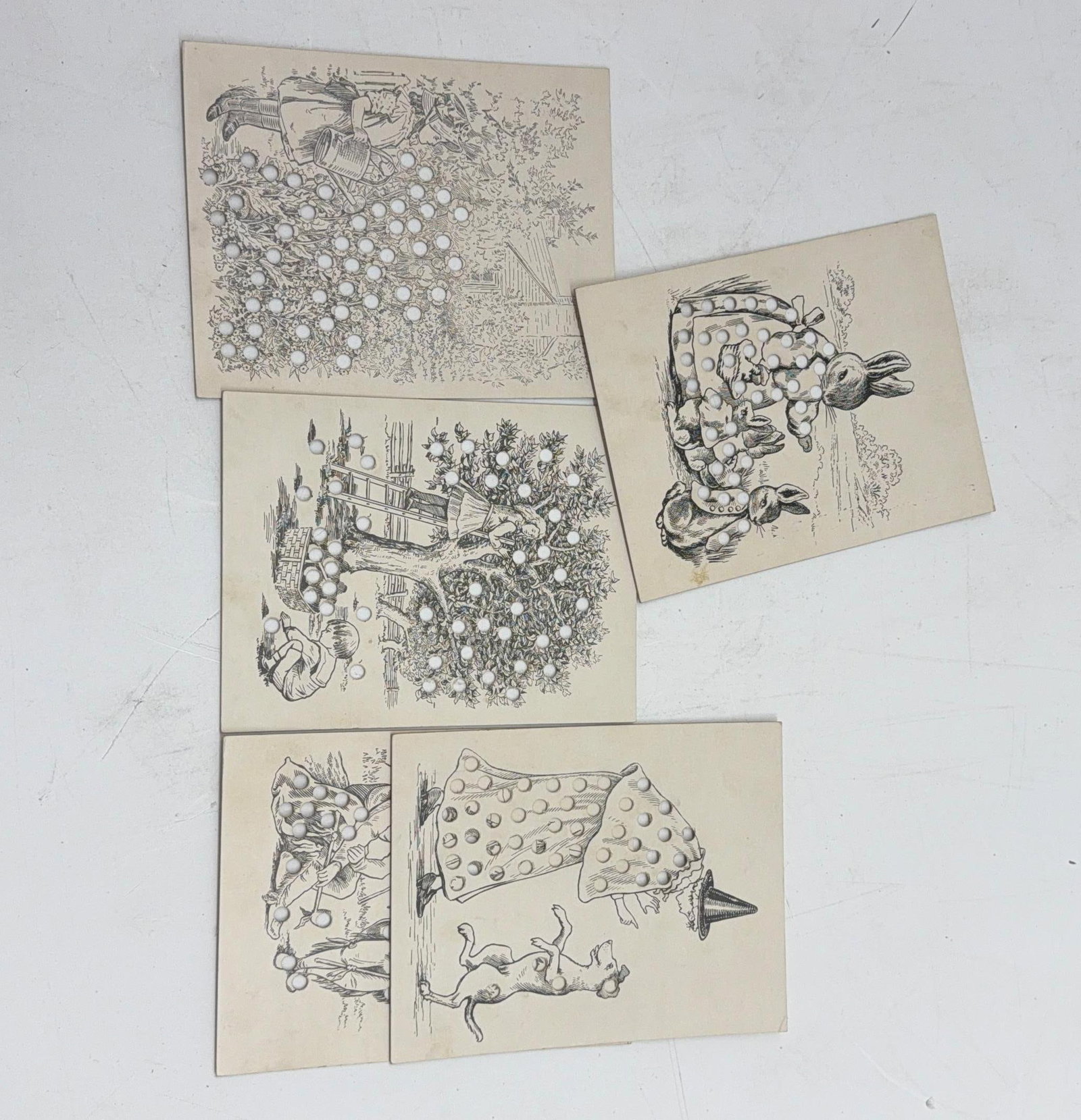 1907 Early "Magic Dots for Tots" Board Game - 3