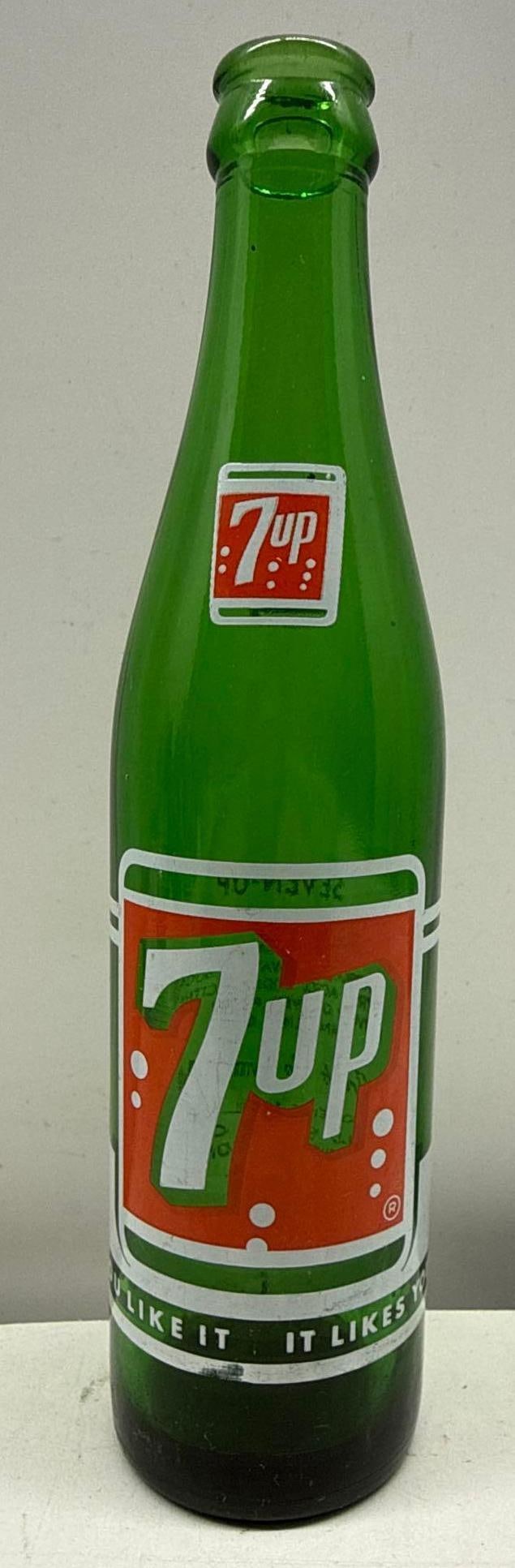 7 Up Soda Bottle Tulsa, Oklahoma: 7 Up Soda Bottle Tulsa, Oklahoma