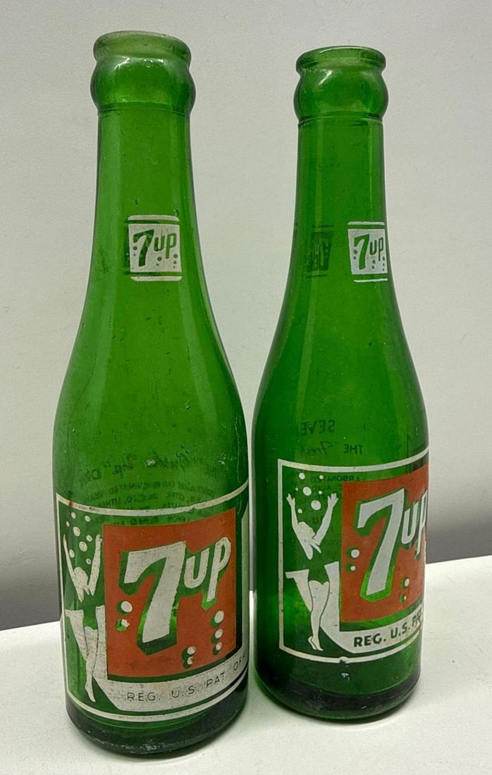 Two Art Deco 7up Soda Bottles Austin, Texas (1 of 6)