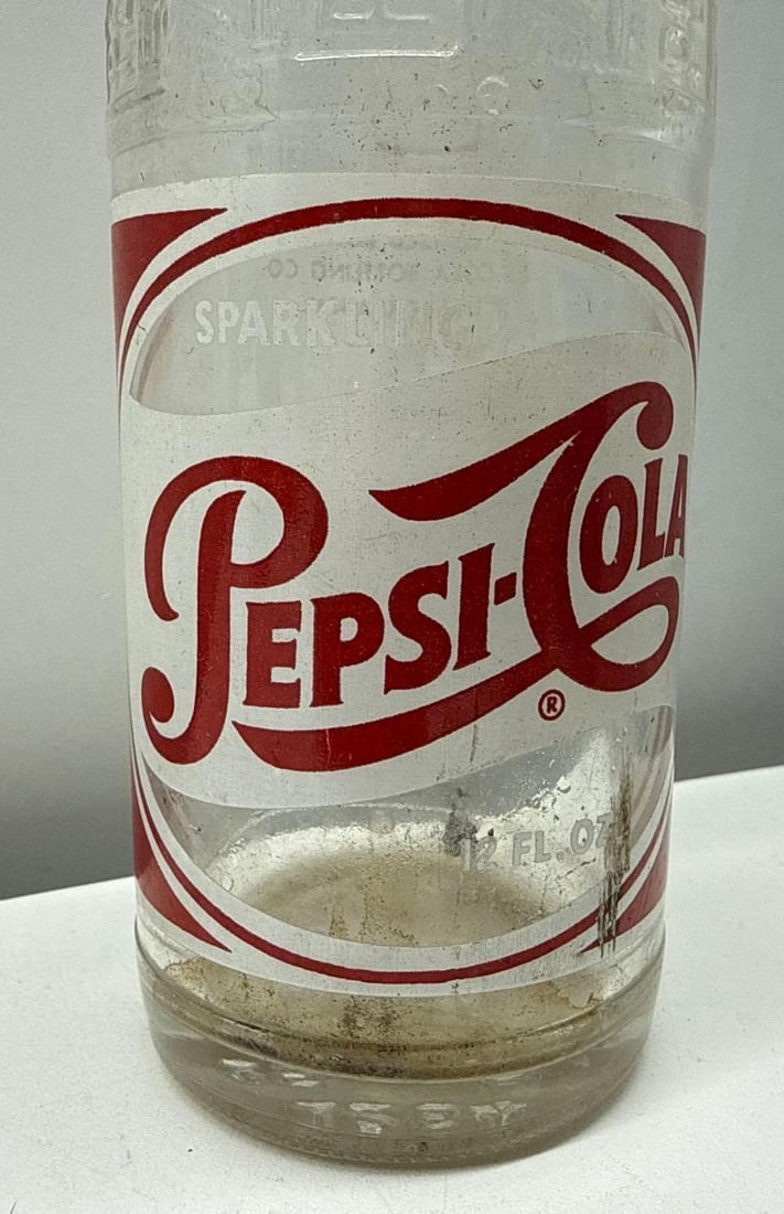 Pepsi-Cola Art Deco Soda Bottle Tulsa, Oklahoma - 2