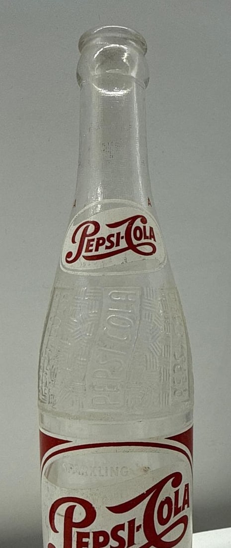 Art Deco Pepsi-Cola Soda Bottle Tulsa, Oklahoma: Art Deco Pepsi-Cola Soda Bottle Tulsa, Oklahoma