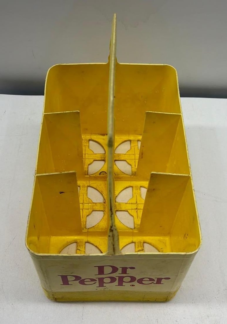 Dr Pepper Yellow Plastic Six Pack Bottle Carrier - 4