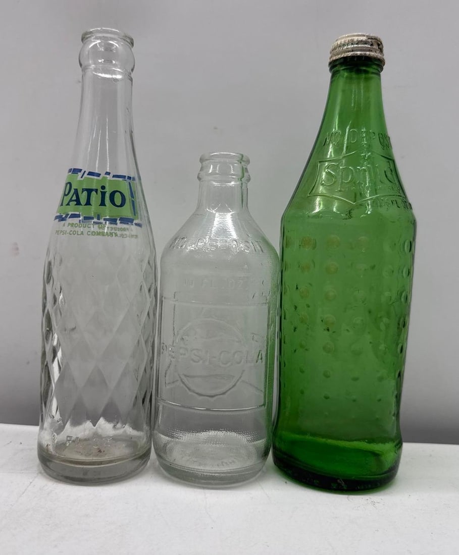 Pepsi-Cola Clear 10oz, Sprite Family Size and Patio Soda Bottles - 4