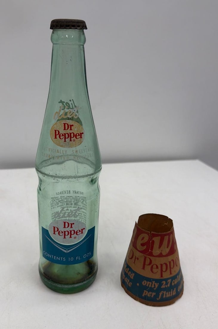 Dr Pepper Dietetic Soda Bottle - 2