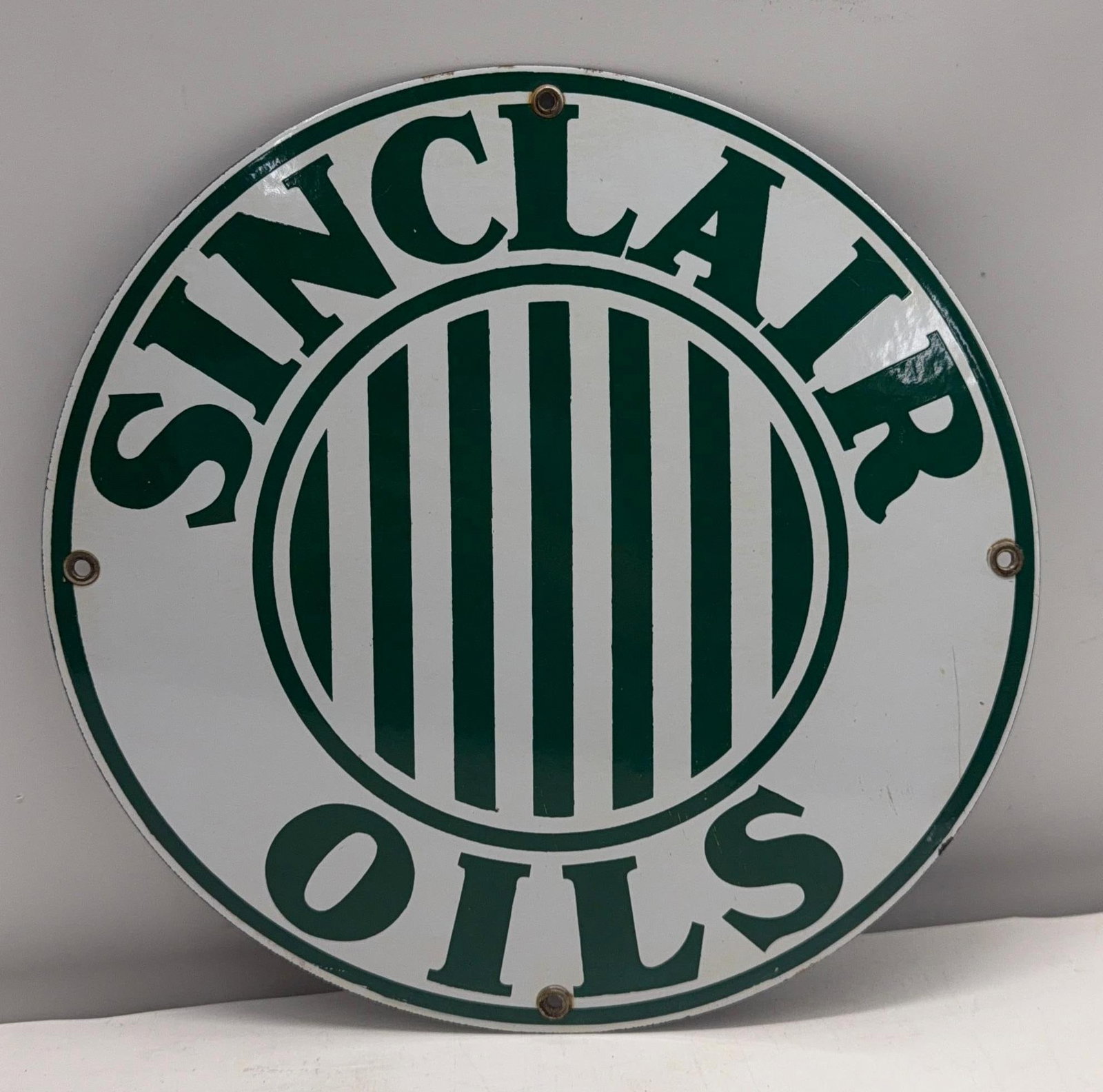 12" Sinclair Oils Porcelain Oil Pump Plate (1 of 3)