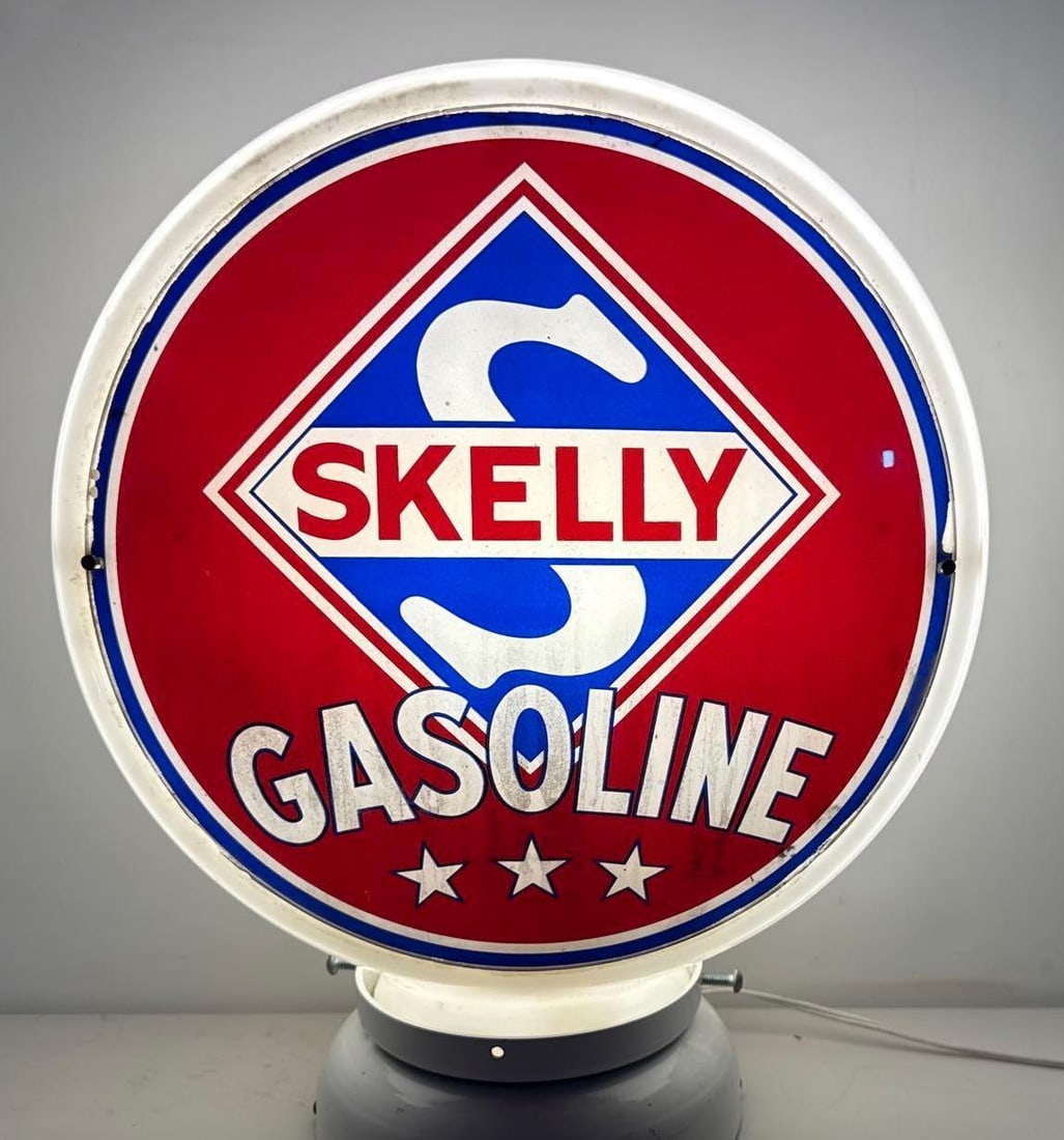 Skelly 3 Star Gasoline Pump Globe (1 of 7)