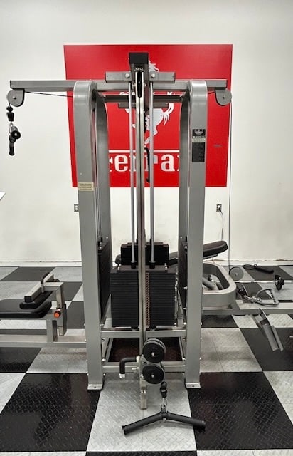 Universal Gym (1 of 2)