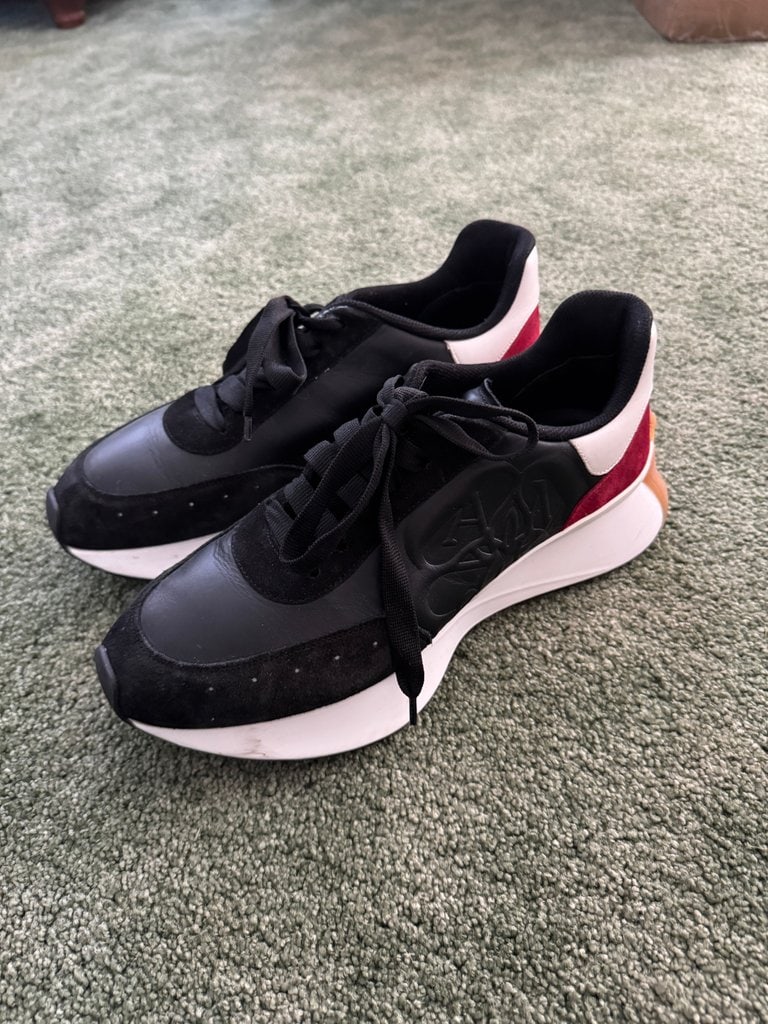 Alexander McQueen Sneaker (1 of 5)