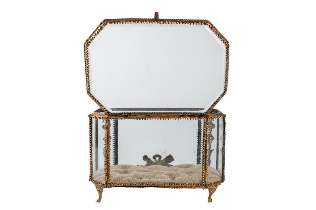 19th Century French Antique Napoleon III Ormolu Bevelled Wedding Casket Display Case (1 of 5)