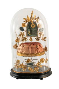 19th Century Antique French De Mariee Bridal Wedding Globe Tiara Ormolu Mirror Cloche Dome: Step into the romance of the past with our 19th Century Antique French De Mariee Bridal Wedding Globe Cloche Dome. This exquisite piece captures the essence of vintage bridal elegance, featuring a