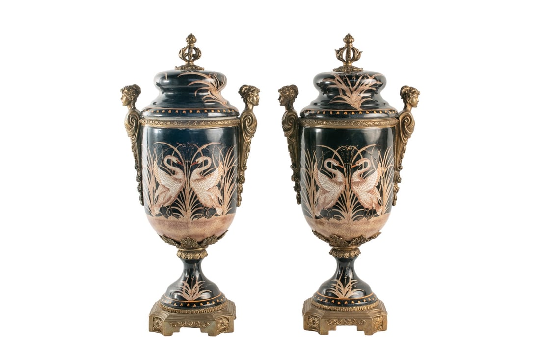 Pair of Handpainted Neoclassical Porcelain Amphora Vases with Decorative Swans and Goddess ( AD 1764 (1 of 8)