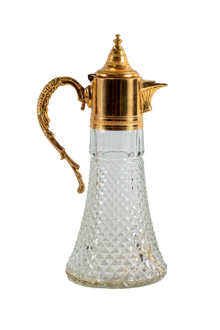 Antique French Gold Plate Gilt Diamond Point Crystal Glass Pitcher: Embrace the charm of a bygone era with our stunning Antique Art Deco Crystal Pitcher, a masterpiece that beautifully marries the opulence of gilded metal with the timeless allure of diamond-point crys