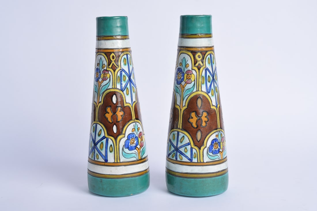 Vintage Slim Tall Ceramic Handpainted Pottery Vases - Portugal or Italy , Stamped: Vintage Slim Tall Ceramic Handpainted Pottery Vases - Portugal or Italy , StampedOrigin: Italy or Portugal Measurements: 4.0" L x 4.0" D x 10.75" H:Condition: Very Good, will show sign of age, there i