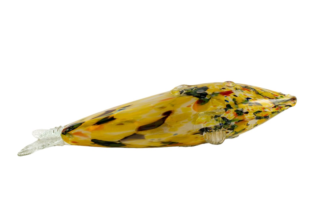 Vintage Large Murano Glass Exotic Handmade Sculpture Colored Fish: Striking Large Murano Glass Exotic Handmade Sculpture Colored Fish. Crafted with meticulous attention to detail, this piece showcases the skilled craftsmanship of Murano glassmakers. Each fish is a te