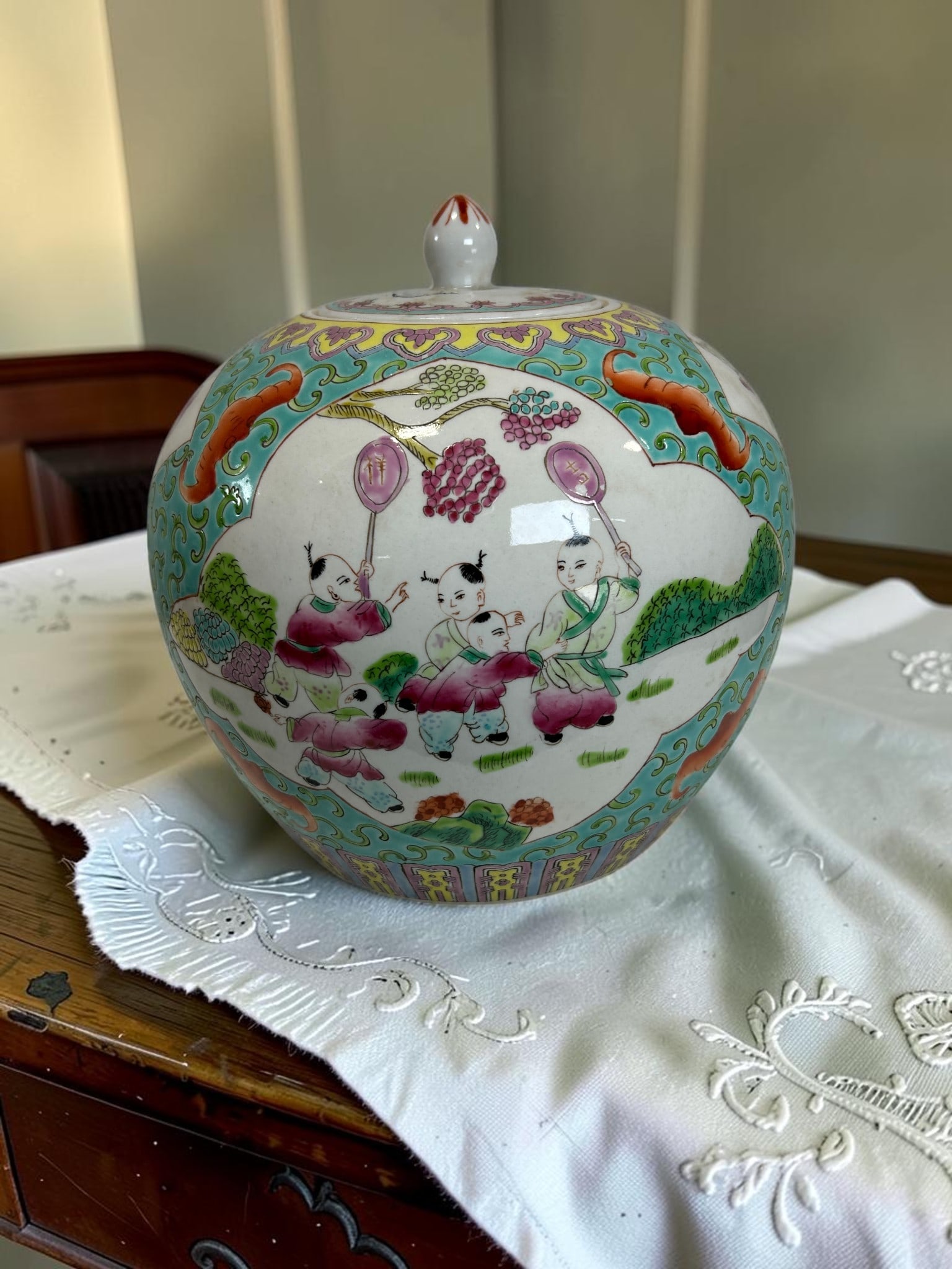 AntiqueChinese Famille Rose Porcelain Covered Ginger Jar Children at Play Scene & Qianlong Mark (1 of 12)