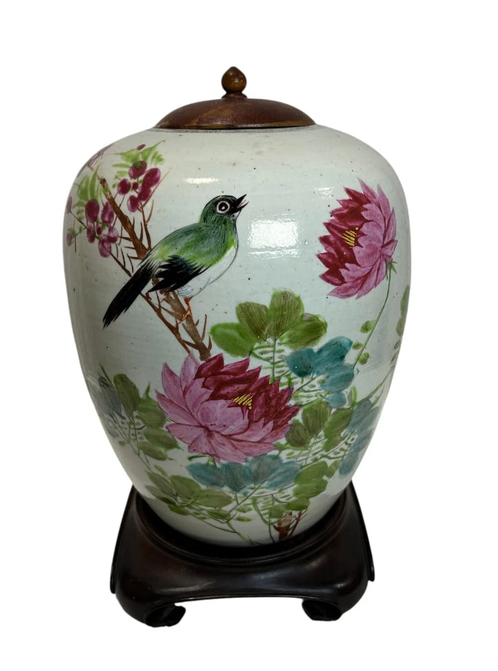 Qianjiang Cai Style Chinese Porcelain Ginger Jar with Bird & Lotus Decoration: A beautiful Qianjiang Cai Chinese porcelain ginger jar featuring finely hand-painted bird and lotus flower decoration on a soft ivory porcelain ground. This elegant ceramic jar showcases traditional A