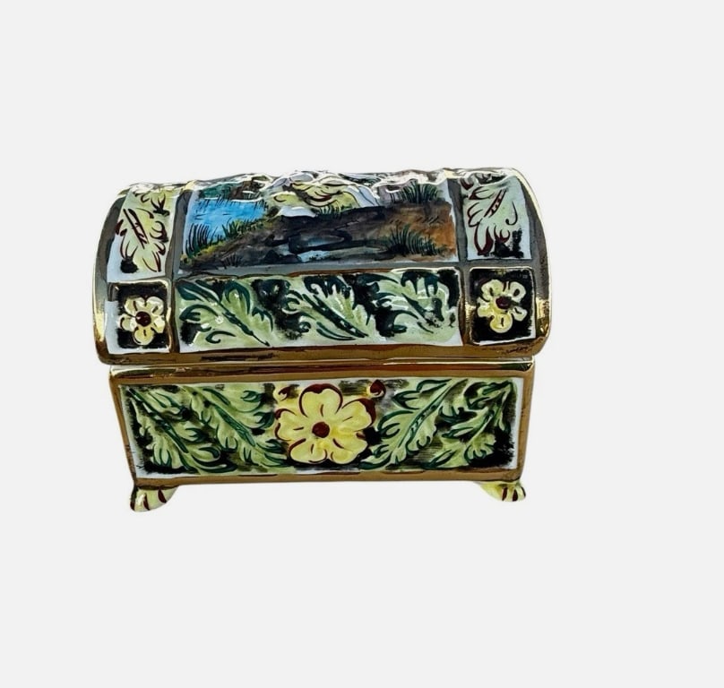 Vintage Italian Capodimonte Porcelain Hand Painted Floral Trinket Box 5” (1 of 9)