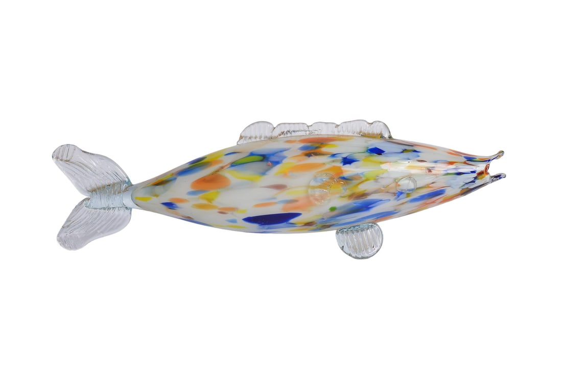 Mid Century Murano Glass Exotic Handmade Sculpture Multi Colored Fish: Mid Century Murano Glass Exotic Handmade Sculpture Multi Colored Fish. Crafted by skilled artisans, each piece is a unique work of art, showcasing intricate details and radiant hues. Standing at 6.0 i