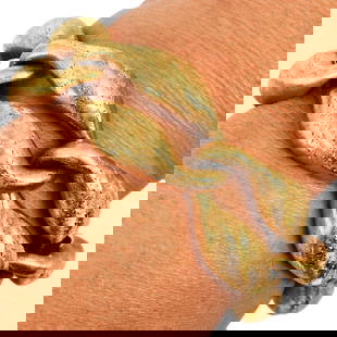 Vintage Buccellati 18K Yellow Gold Floral Link Bracelet 76.7 Grams: Vintage Buccellati 18K Yellow Gold Floral Link Bracelet – 76.7 Grams Product Description: This exquisite vintage Buccellati bracelet is masterful