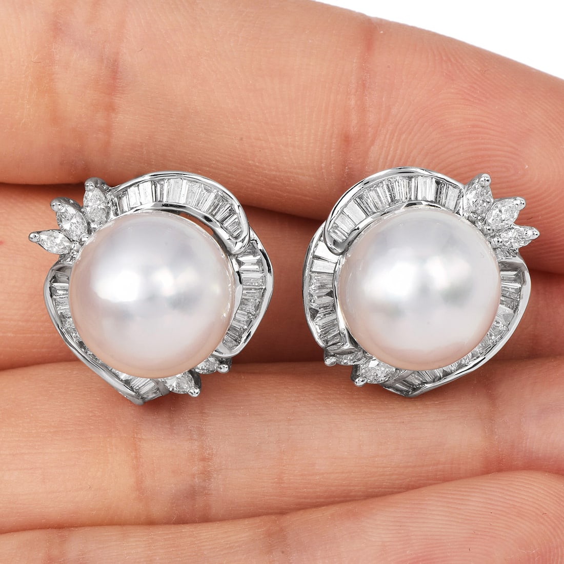 Estate 12mm South Sea Pearl 2.00ct Diamond 18K White Gold Stud Halo Earrings 12.6 Grams (1 of 5)