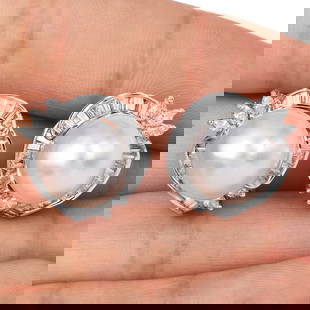 Estate 12mm South Sea Pearl 2.00ct Diamond 18K White Gold Stud Halo Earrings 12.6 Grams: Estate 12mm South Sea Pearl 2.00ct Diamond 18K White Gold Stud Halo Earrings SKU: PJB 286 Metal: 18K White Gold Total Weight: