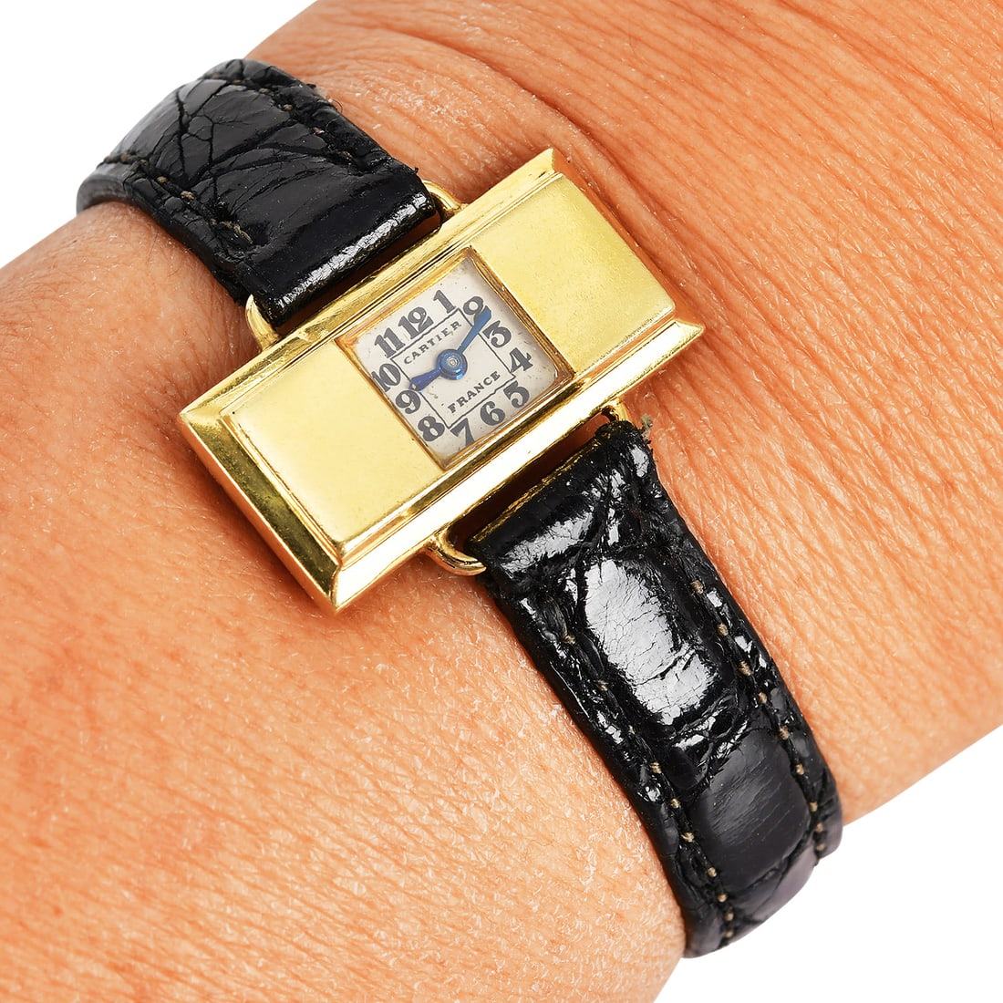 Vintage Cartier Baguette Coulissante 18K Manual Slide Watch: Vintage Cartier Baguette Coulissante Slide Watch Brand: Cartier Model: Baguette Coulissante (Slide Watch) Era: Circa 1938?1940 Movement: Manual Winding