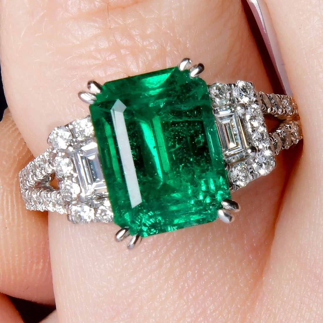 GIA Zambian 4.25ct Emerald Diamond 18K Gold Engagement Ring (1 of 7)