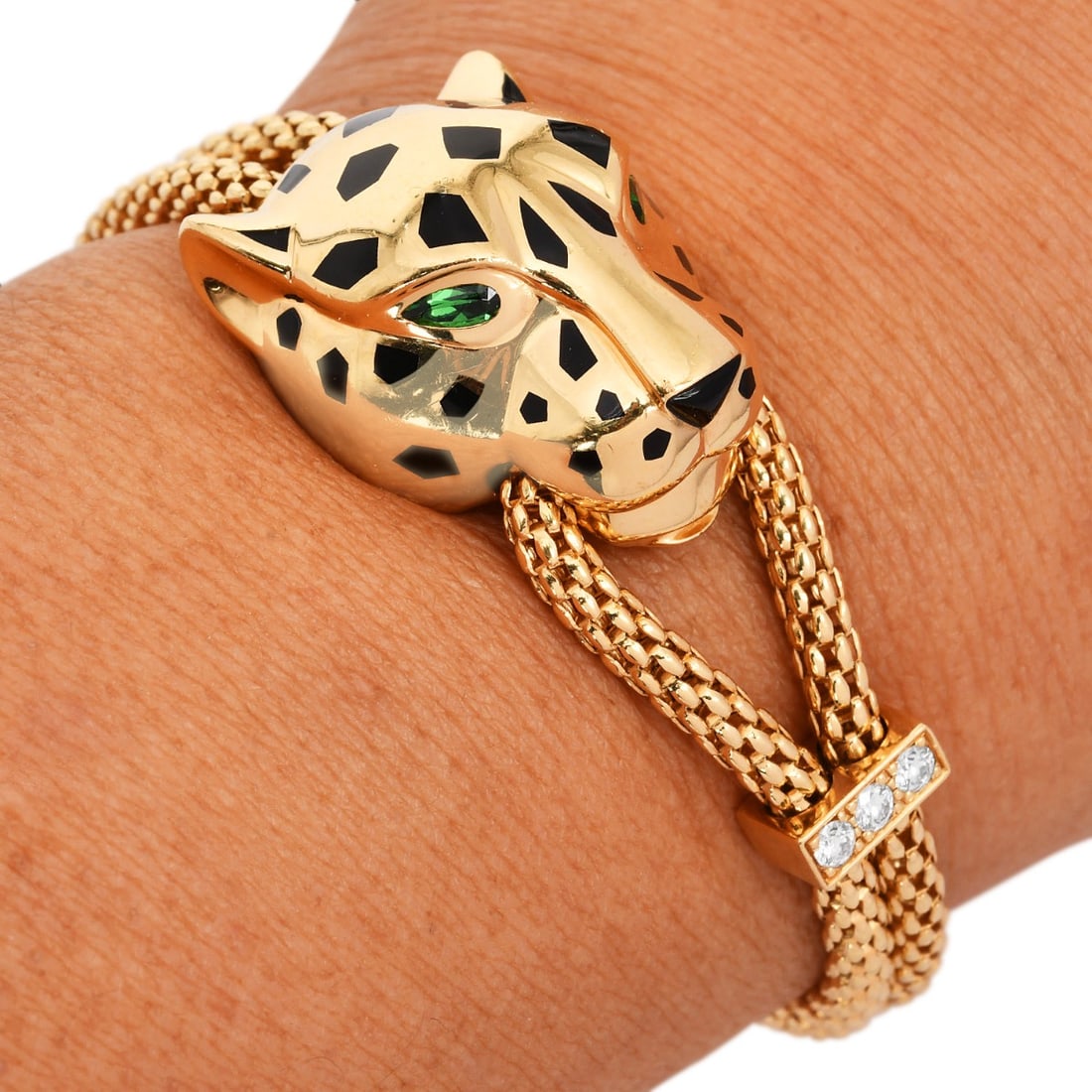 Panthere de Cartier 18K Yellow Gold Chain Bracelet With Papers and Box 43 Grams: A fierce icon of the Maison, this authentic Panthere de Cartier bracelet exudes untamed elegance and refinement. Meticulously crafted in 18K yellow gold, the sculpted panther