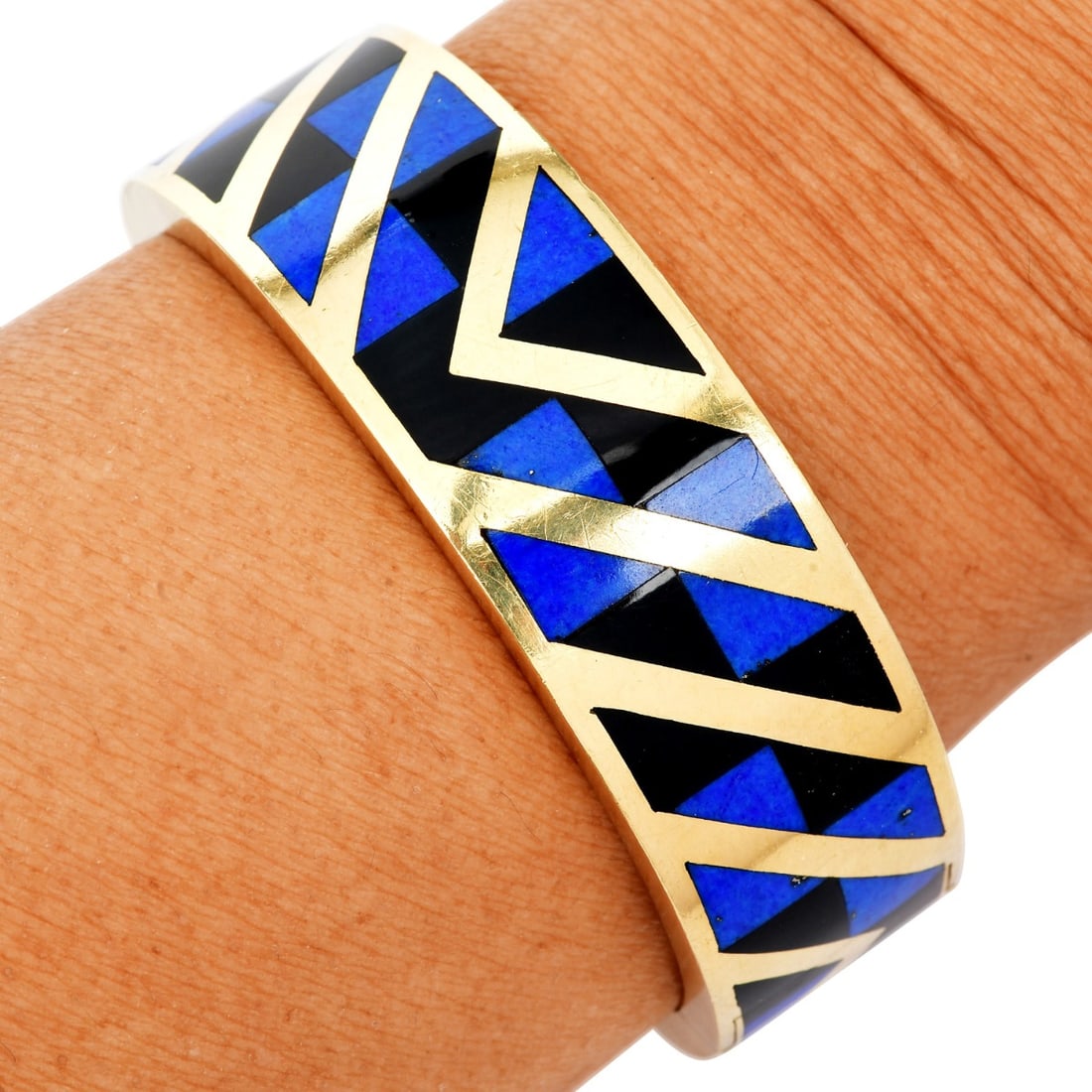 Vintage Tiffany & Co Lapis Onyx 18K Gold Bangle Bracelet 56.5 Grams: A bold vintage bangle bracelet by Tiffany & Co.<