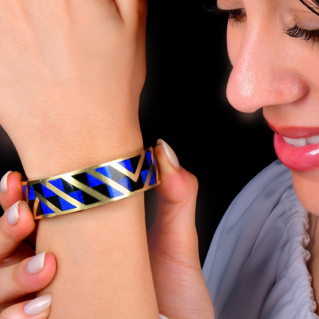 Vintage Tiffany & Co Lapis Onyx 18K Gold Bangle Bracelet 56.5 Grams - 6