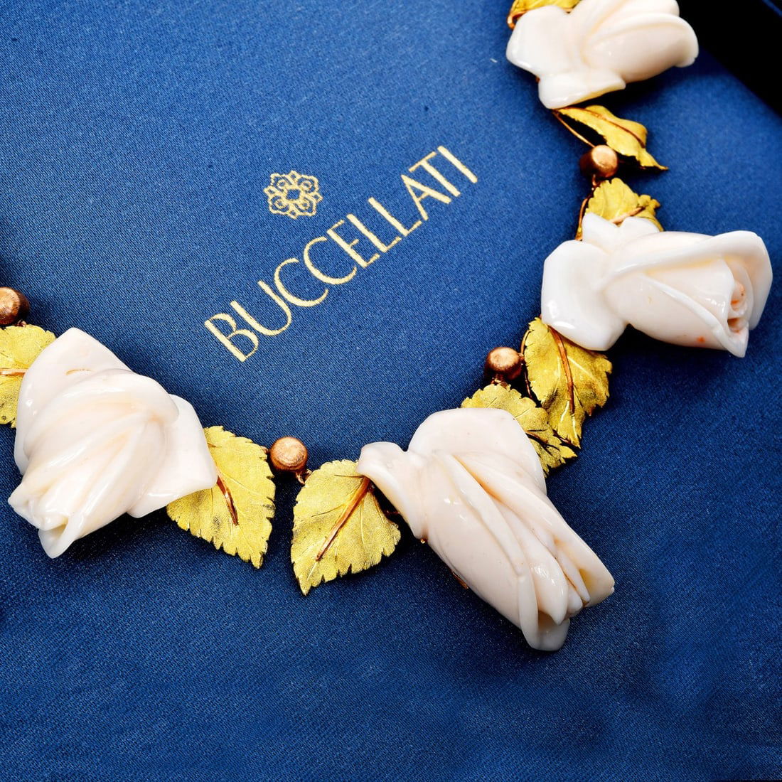 Vintage Mario Buccellati 18K Yellow Gold Coral Floral Necklace 156.6 Grams: An exquisite vintage necklace by Mario Buccellati, showcasing the house?s signature mastery of sculptural goldwork and naturalistic design.